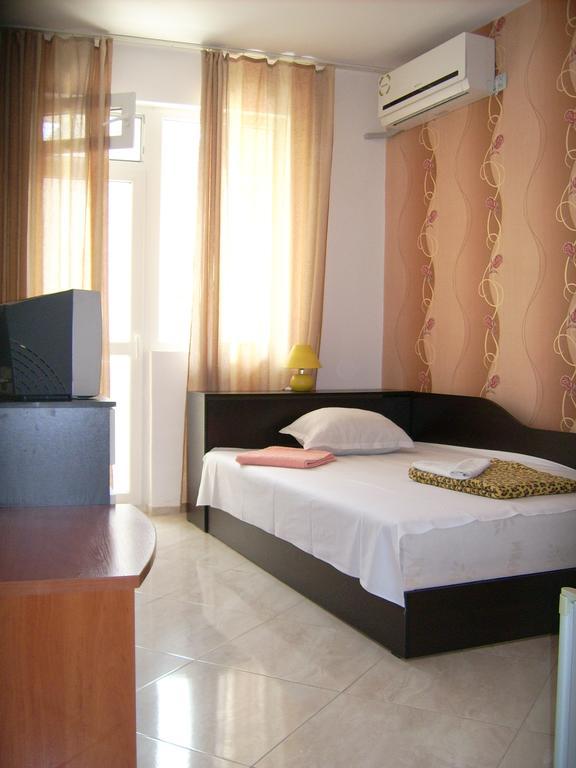 Hotel Pasians Pomorie Ngoại thất bức ảnh