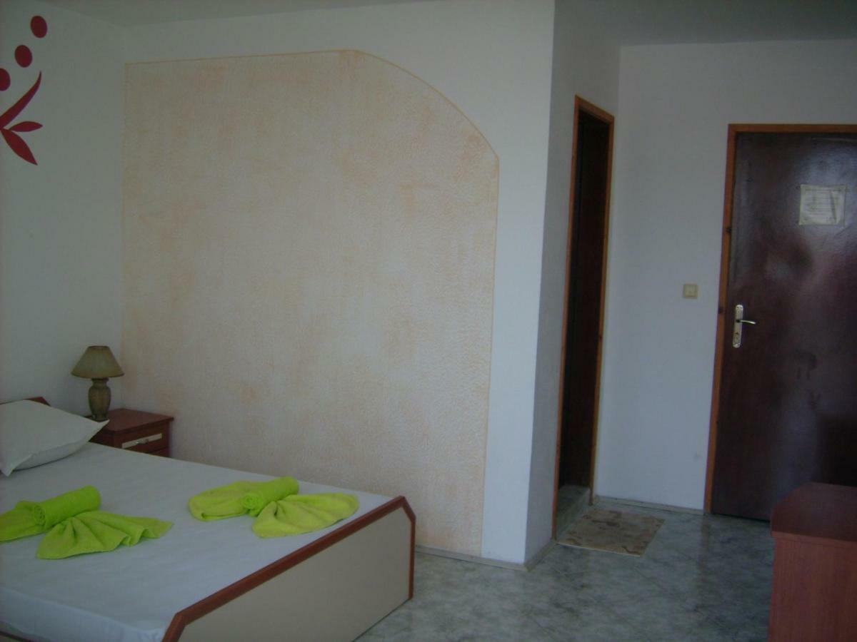 Hotel Pasians Pomorie Ngoại thất bức ảnh